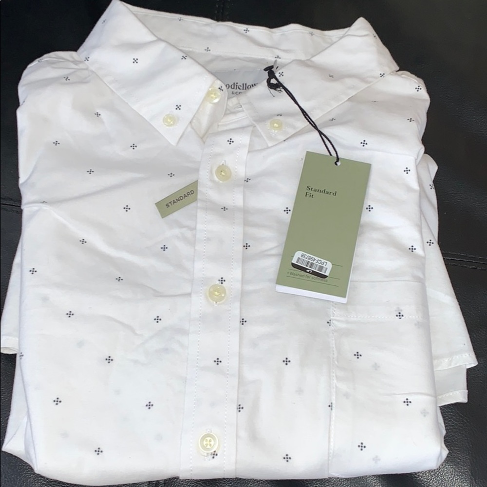New Goodfellow & Co. White/blk button up men’s